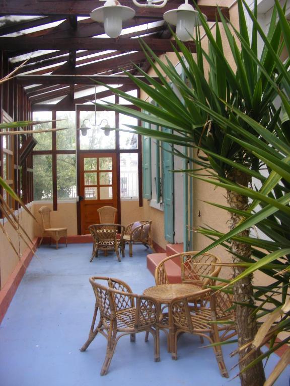 Les Lilas Des Deux Ponts Deux Rivieres Habitación foto